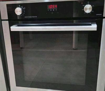 four encastrable Ariston