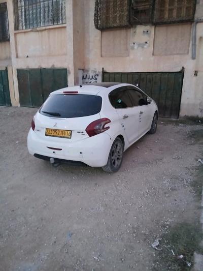 208 hdi